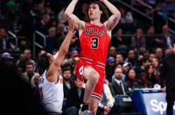 开云sport-巴西男篮力克尼日利亚男篮，拉文高光表现