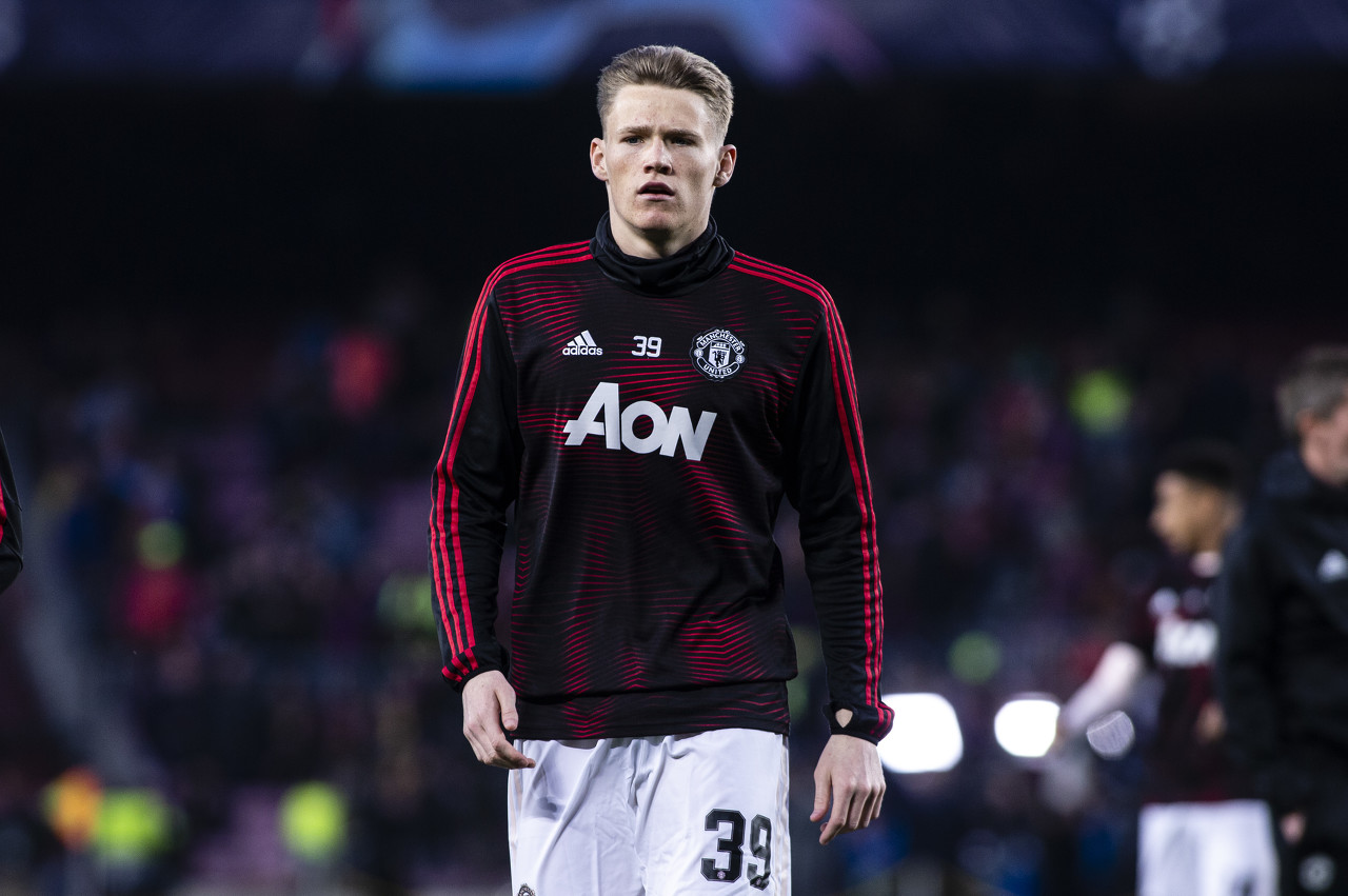 西班牙逆转莱比锡红牛，佩德里三分雨点燃全场的简单介绍