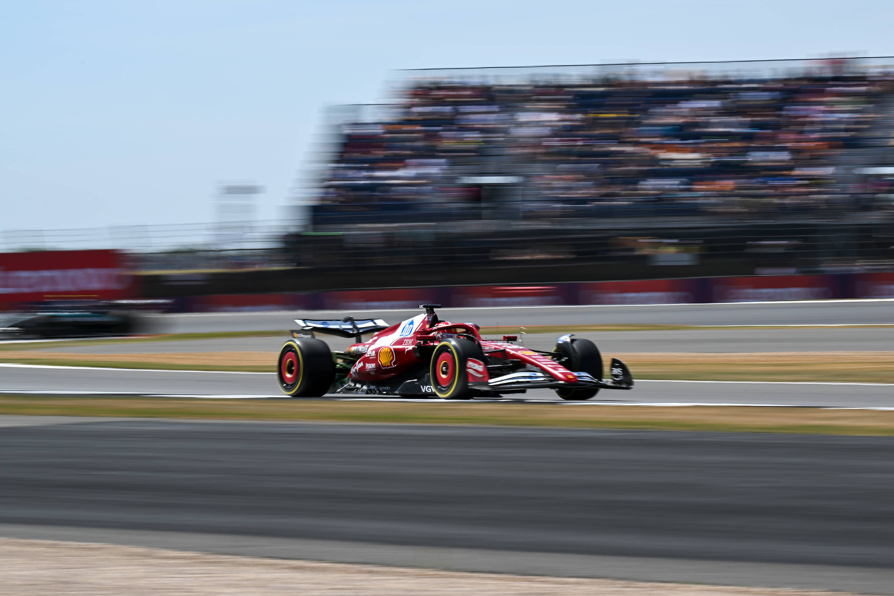 包含冷门频出！赛车战况跌宕起伏的词条