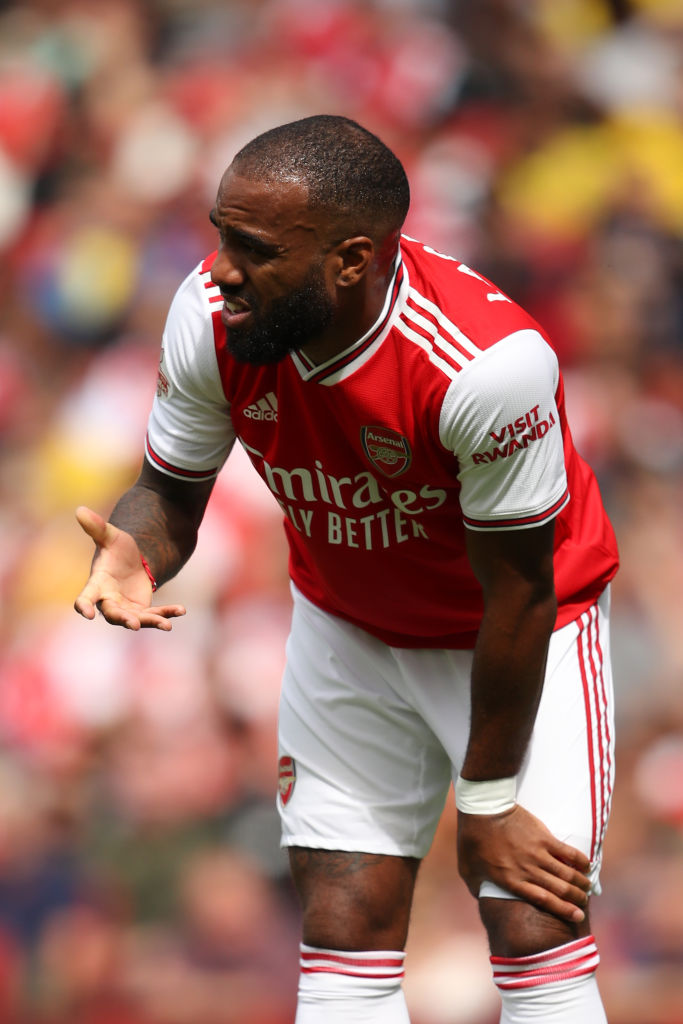 阿森纳逆转里昂，法比尼奥惊艳四座