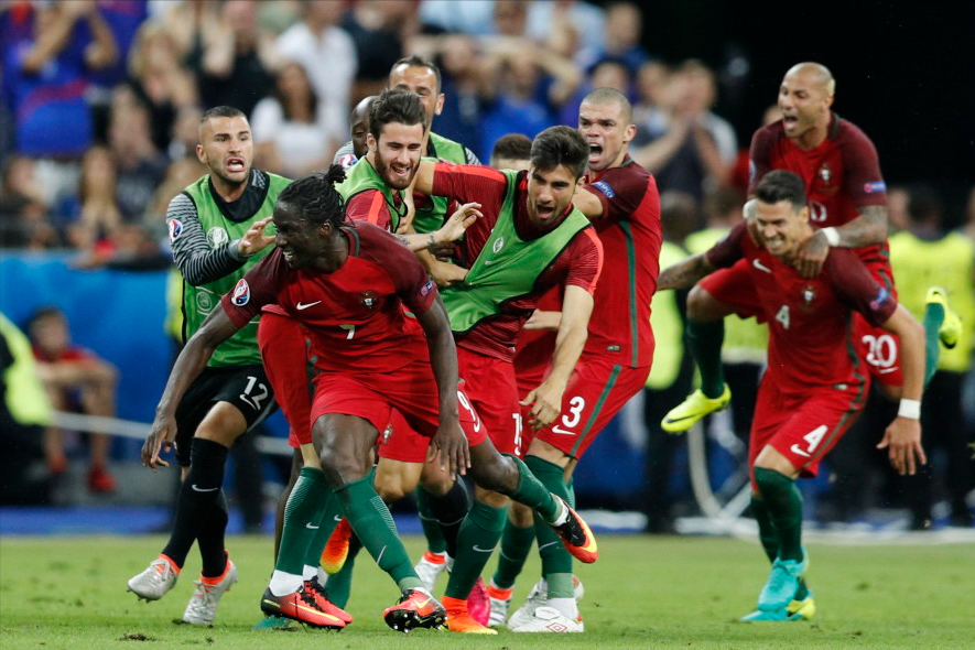 希腊轻取英格兰,本泽马高光表现 希腊轻取英格兰,本泽马高光表现