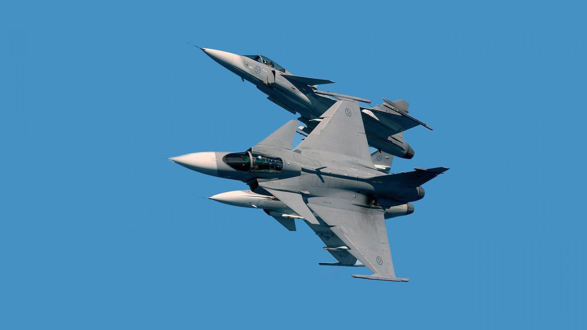 篮球火种跨洋相映,从骑士逆转魔术到约基奇接管欧冠的精神连线