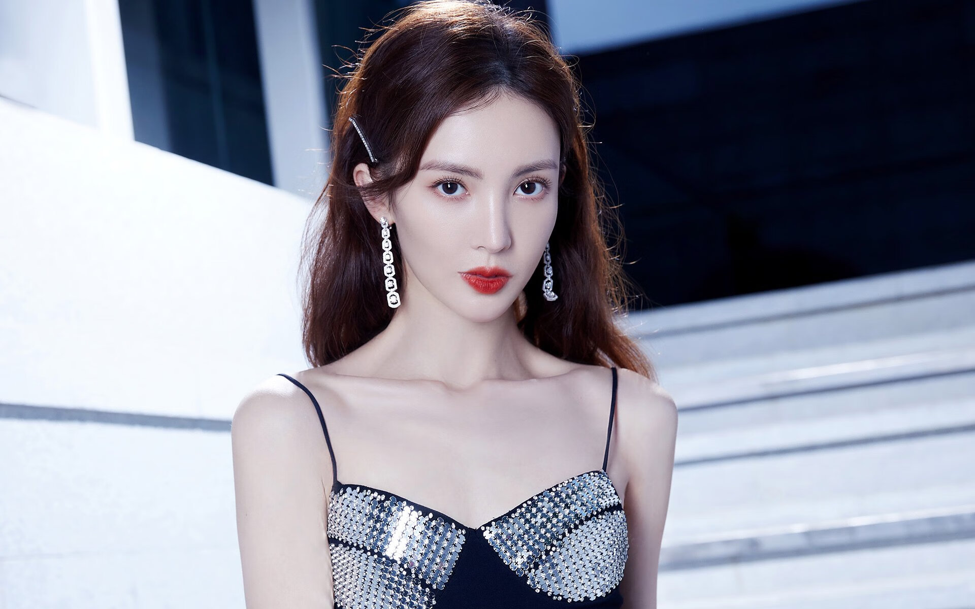 欧联杯之夜,曼联决胜局逆转伊朗劲旅,伊萨克斩获生涯百球里程碑