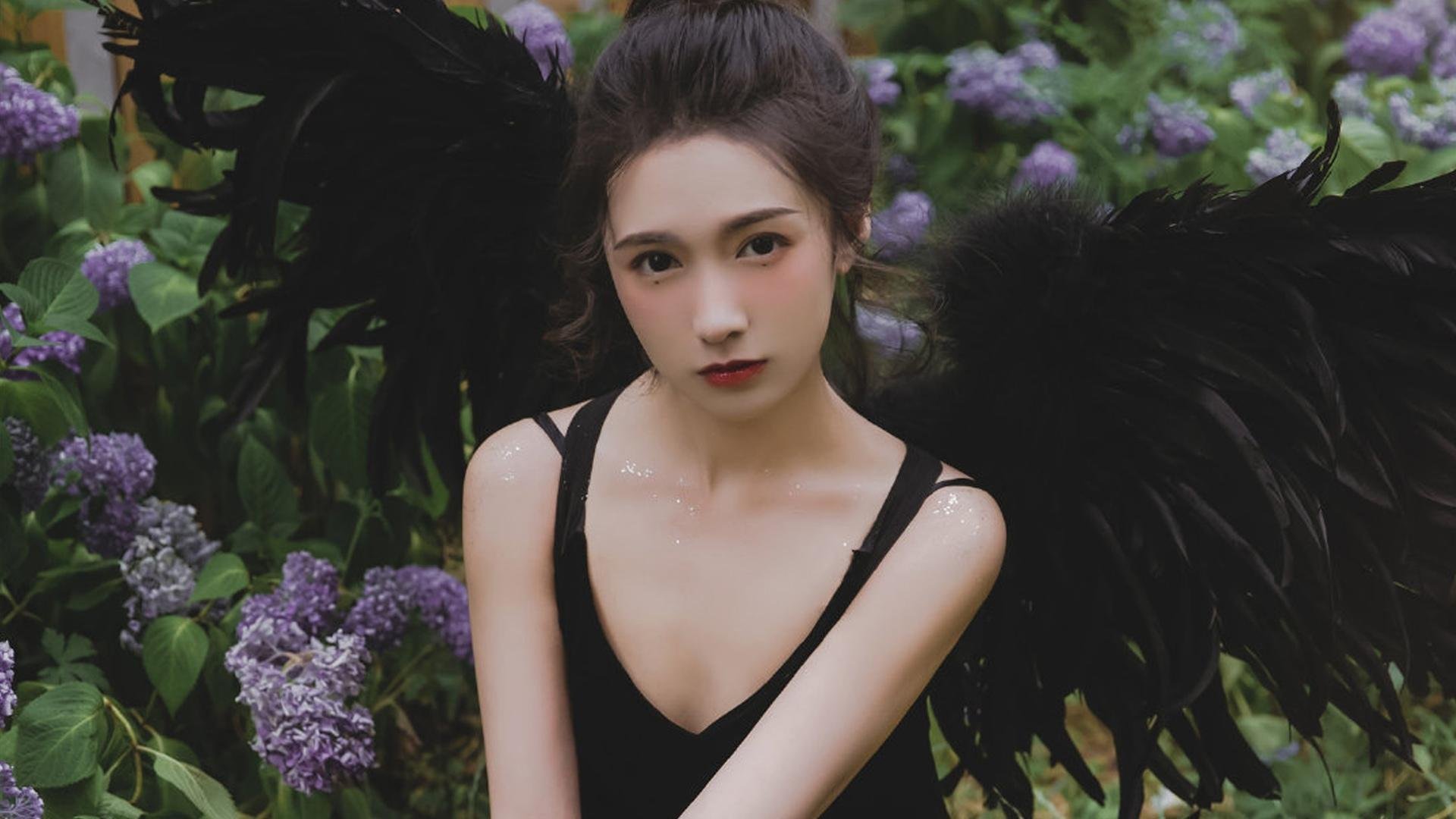 沙漠与山鹰的对决,2026世界杯A组,莱万一剑封喉,哥伦比亚击碎摩洛哥铁壁